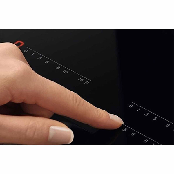 ELECTROLUX BUILT-IN HOB EHI6322BF