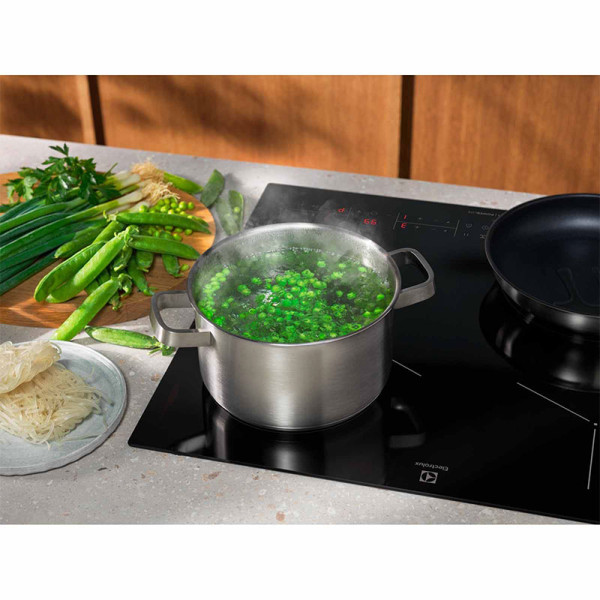 ELECTROLUX BUILT-IN HOB EHI6322BF