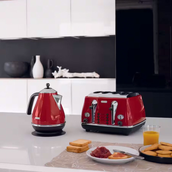 DELONGHI ELECTRIC JUG KBO2001.R